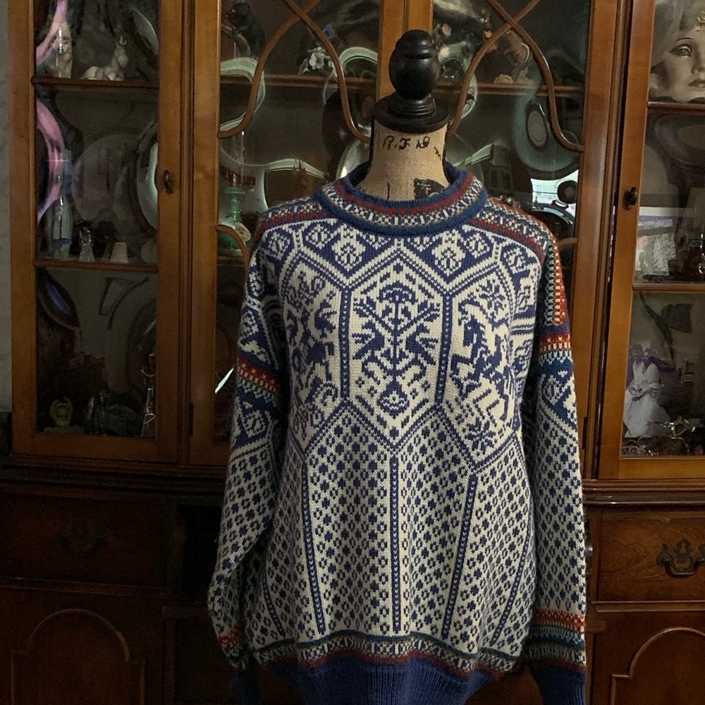 Men’s Pullover Sweater from Norway